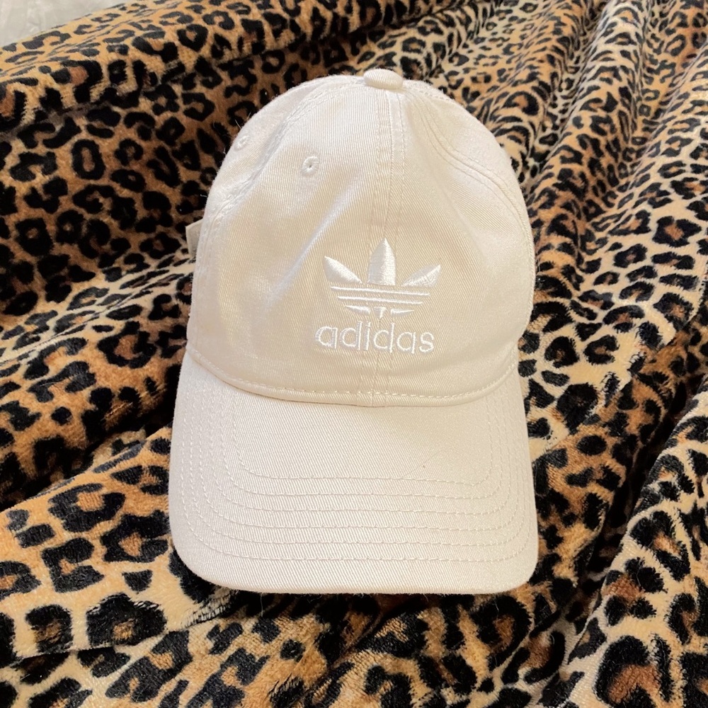 Adidas Hat - CREAM